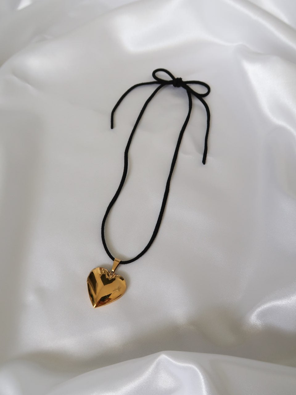 Cord Locket